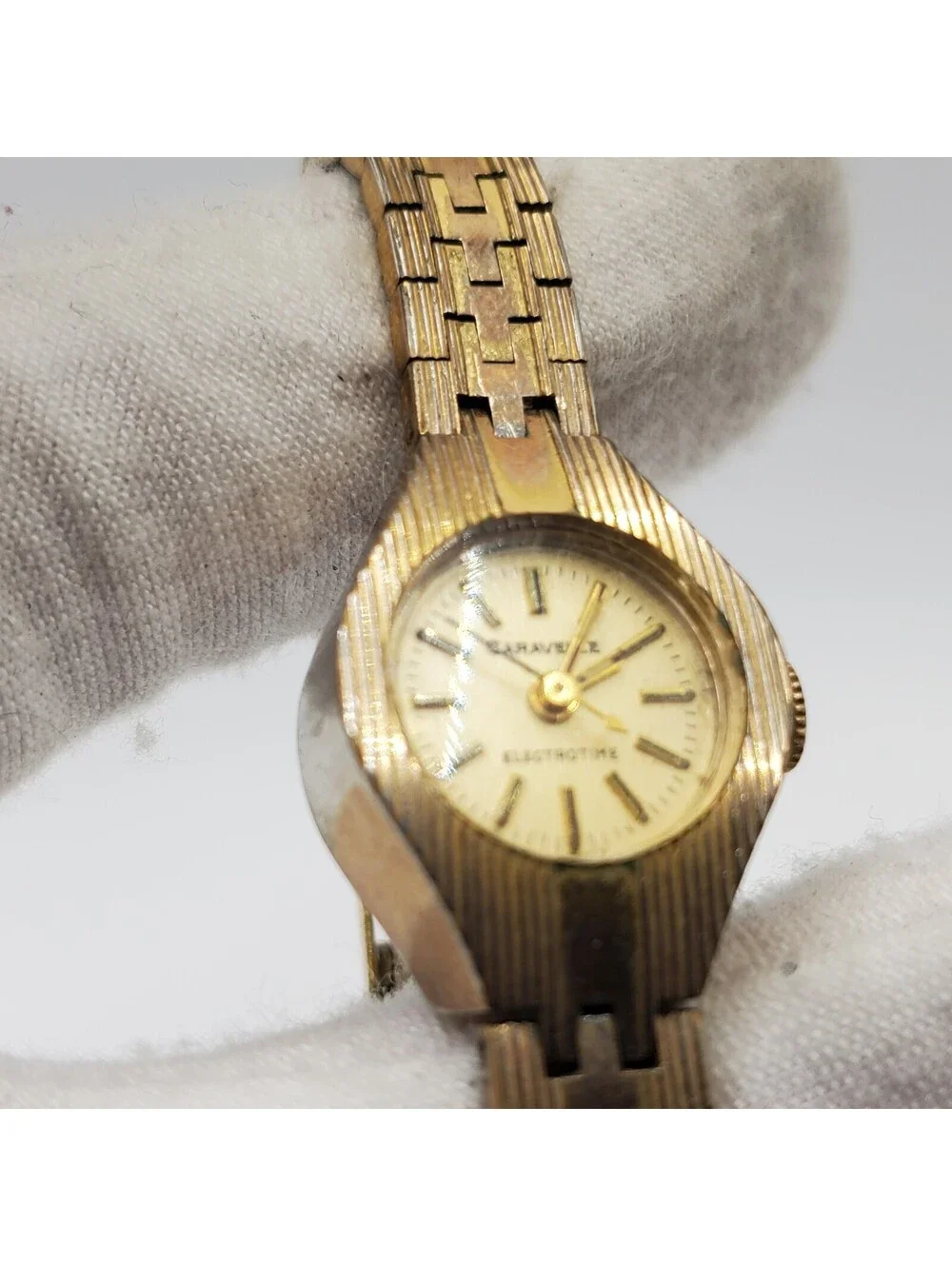 Vintage Caravelle Electrotime Womens Watch 17mm  For Parts Or Repair